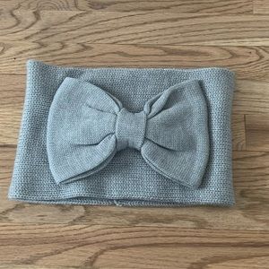Kate Spade Bow Scarf- Never worn